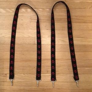 3/22$ ⚡️ Black suspenders with red skulls
